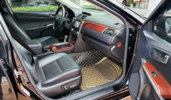 Toyota Camry 2.5Q full